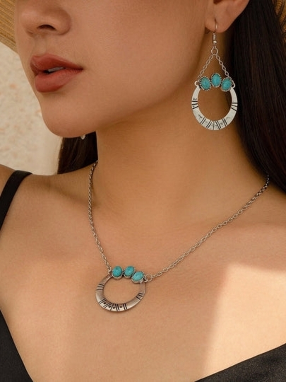 Turquoise Accent Silver Circle Necklace & Earrings Set